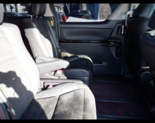 Toyota Vellfire 2014