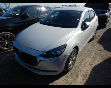 Mazda Mazda2 2021