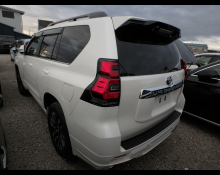 Toyota Land Cruiser Prado 2023