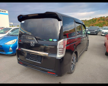 Honda Step Wgn 2015