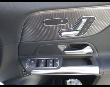 Mercedes-Benz GLA-class 2021