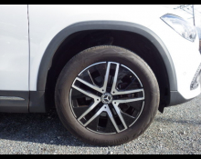 Mercedes-Benz GLA-class 2021