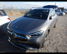 Mercedes-Benz GLA-class 2021