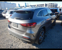 Mercedes-Benz GLA-class 2021