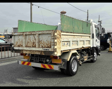 Isuzu Forward 2005