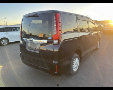 Toyota Noah 2016
