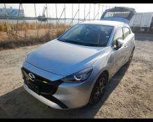 Mazda Mazda2 2023
