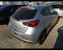Mazda Mazda2 2023