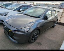 Mazda Mazda2 2023