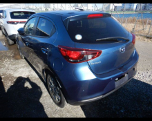 Mazda Mazda2 2021