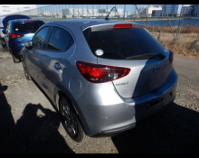 Mazda Mazda2 2021