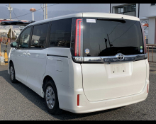 Toyota Noah 2019