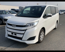 Toyota Noah 2019