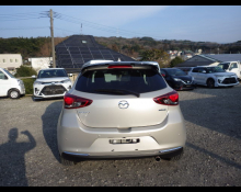 Mazda Mazda2 2021