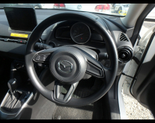 Mazda Mazda2 2021