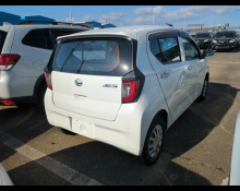 Daihatsu Mira e:S 2023