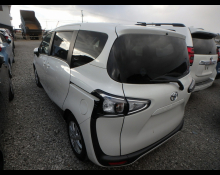 Toyota Sienta 2020