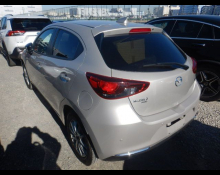 Mazda Mazda2 2023