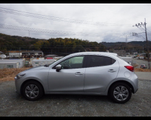 Mazda Mazda2 2021