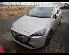 Mazda Mazda2 2023
