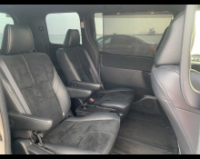 Toyota Voxy 2016