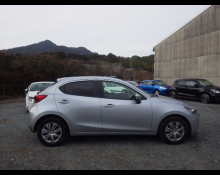 Mazda Mazda2 2021