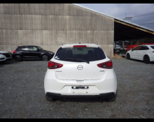 Mazda Mazda2 2021