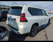 Toyota Land Cruiser Prado 2023