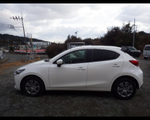 Mazda Mazda2 2021