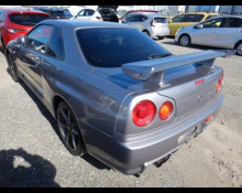 Nissan Skyline 1999