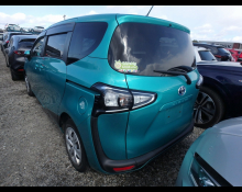 Toyota Sienta 2021