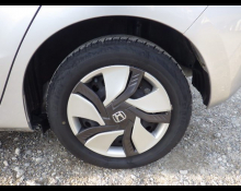 Honda Fit Hybrid 2015