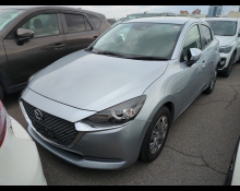 Mazda Mazda2 2021
