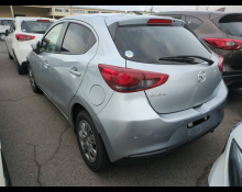 Mazda Mazda2 2021