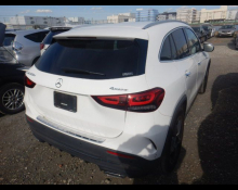 Mercedes-Benz GLA-class 2020