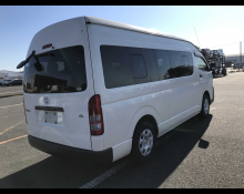 Toyota Hiace Commuter 2015