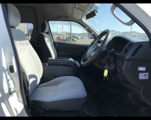 Toyota Hiace Commuter 2015