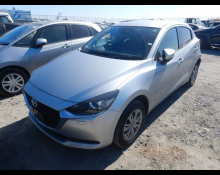 Mazda Mazda2 2021