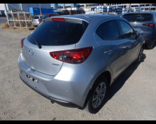 Mazda Mazda2 2021
