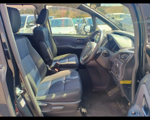 Toyota Voxy 2015