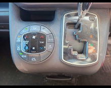 Toyota Voxy 2015