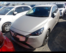 Mazda Mazda2 2023