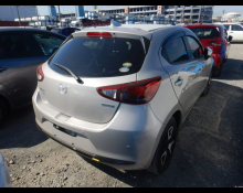 Mazda Mazda2 2023
