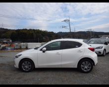 Mazda Mazda2 2021