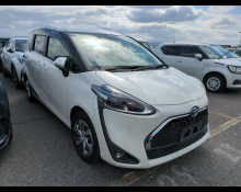 Toyota Sienta 2021