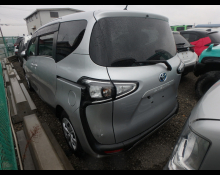 Toyota Sienta 2021