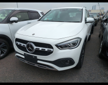 Mercedes-Benz GLA-class 2021
