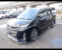 Toyota Noah 2017