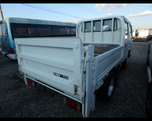 Isuzu Elf 2017