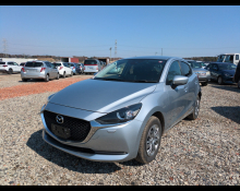 Mazda Mazda2 2022